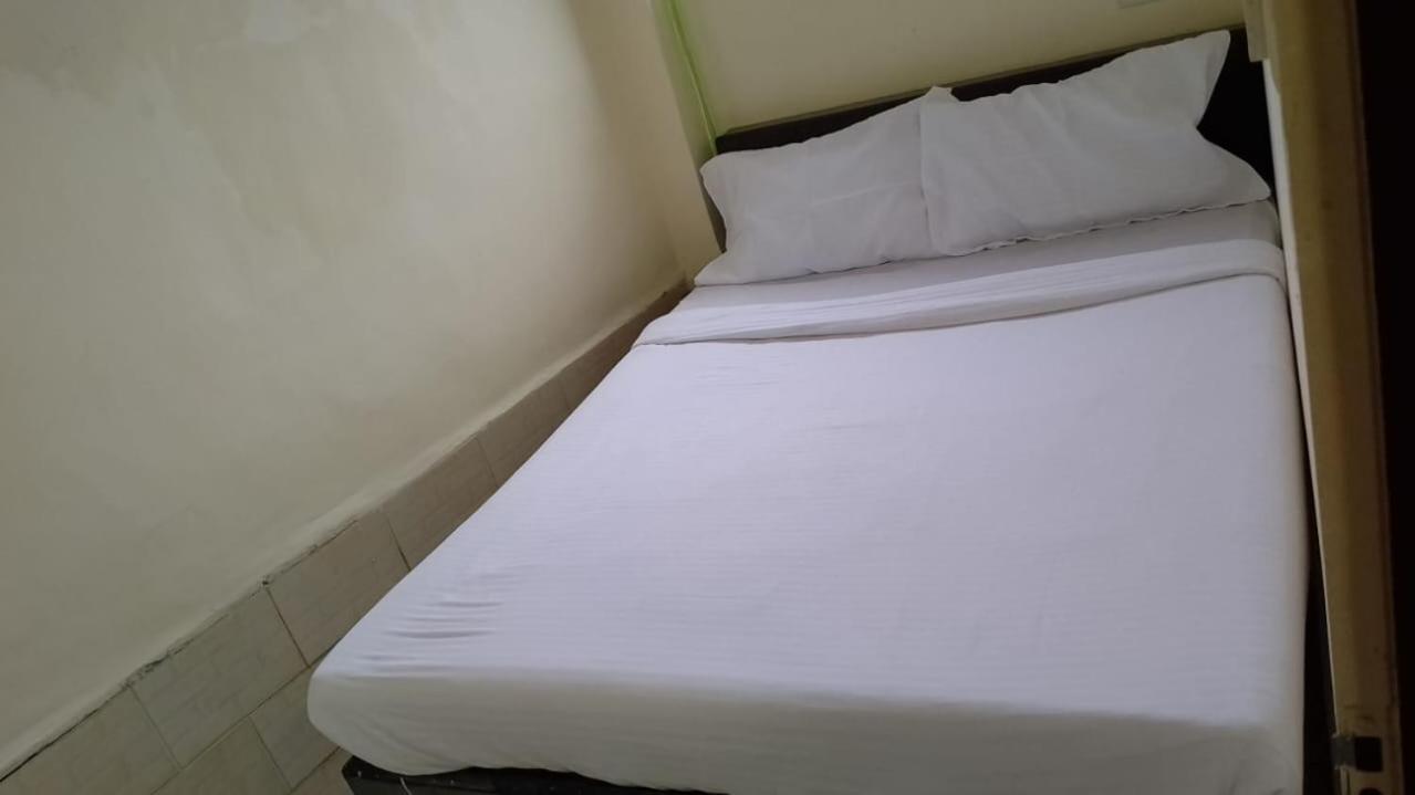 Hotel Urban Comfort Mumbai Ngoại thất bức ảnh